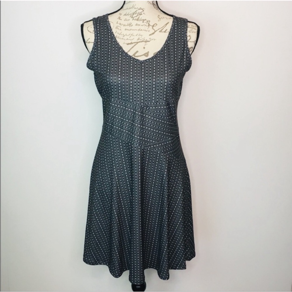 Prana NWOT grey athletic print Sleeveless dress M